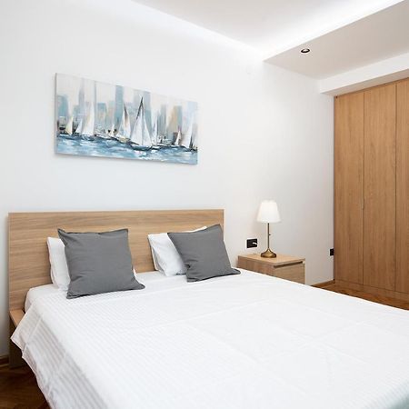Sena Luxury Apartments Пула Екстериор снимка