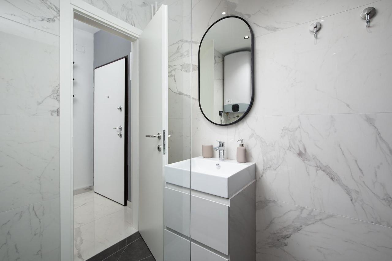 Sena Luxury Apartments Пула Екстериор снимка